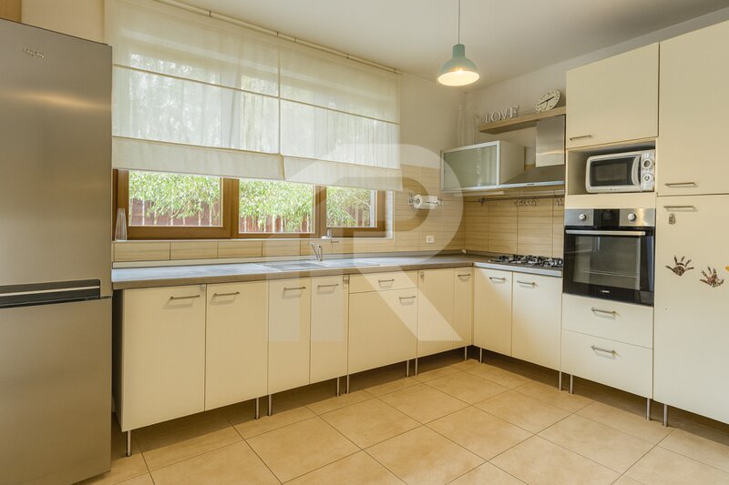 Casa intre doua paduri - TARTASESTI - DAMBOVITA