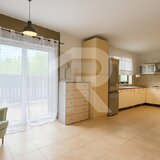 Tartasesti, Dambovita, casa intre doua paduri